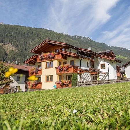 Apartament Haus Rosmarie Neustift im Stubaital Zewnętrze zdjęcie